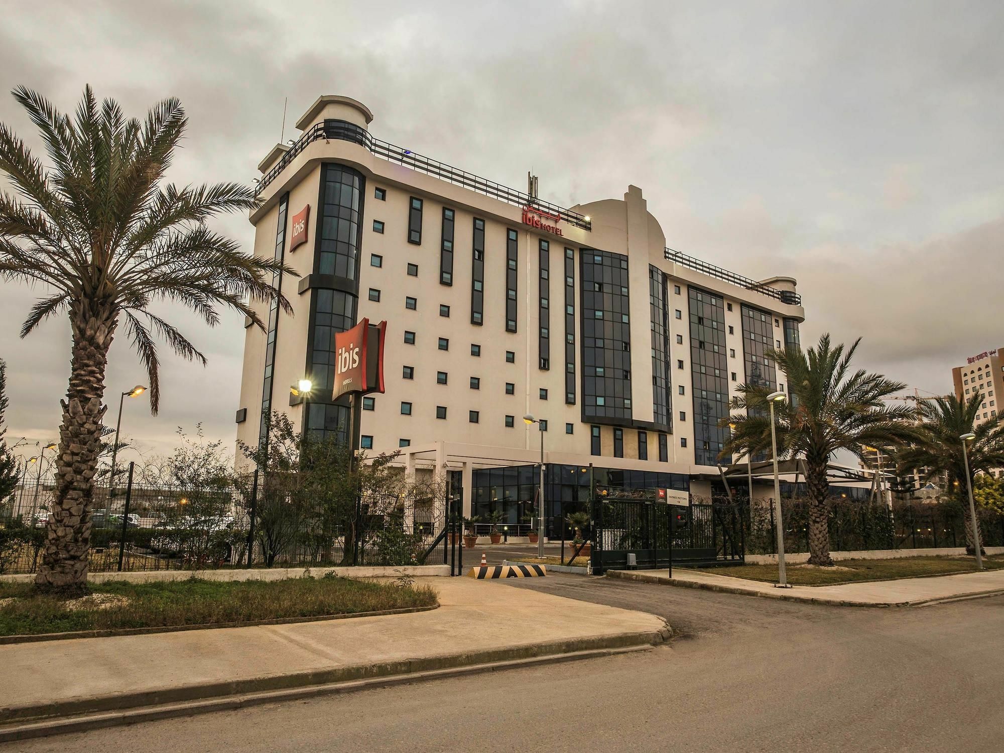فندق الجزائر العاصمةفي  فندق ايبيس الجزائر المطار المظهر الخارجي الصورة